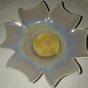 Flower plate with candle